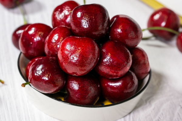 车厘子如何影响女性的荷尔蒙水平